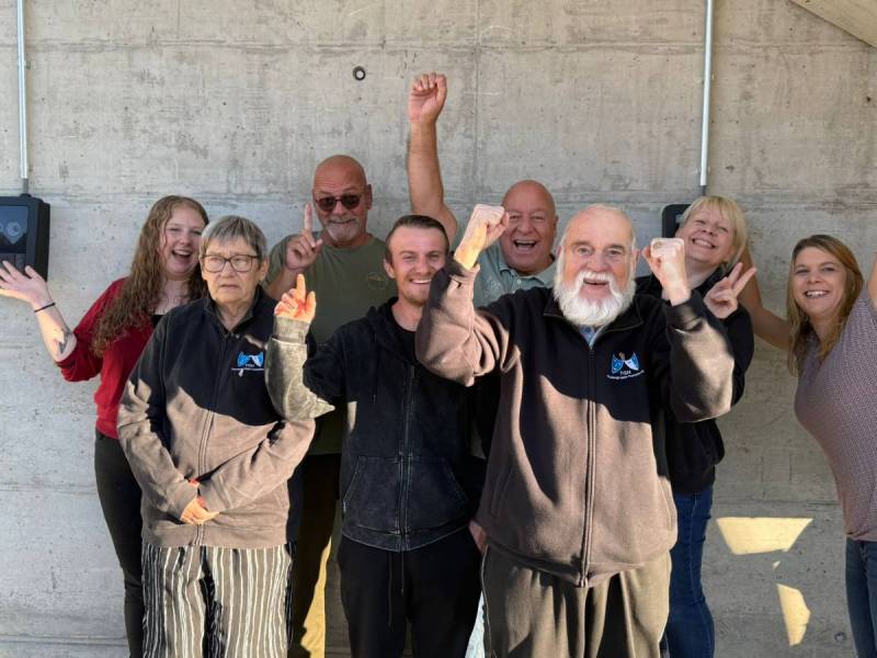 WIR BEDANKEN UNS VON HERZEN